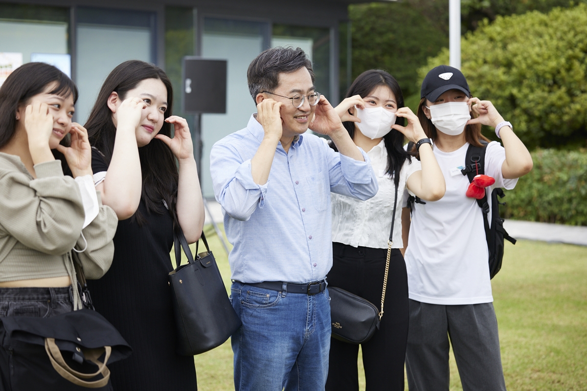 청년들과 만난 경기도지사